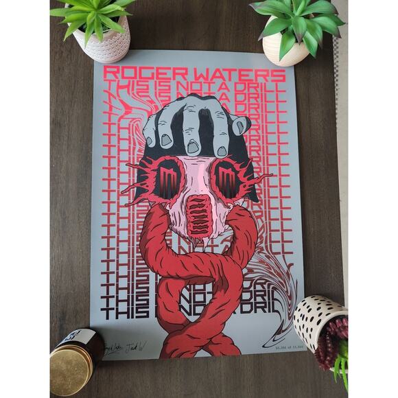 PINK FLOYD’s ROGER WATERS THIS IS NOT A DRILL Lithograph Numbered & Signed W/box - Picture 1 of 7
